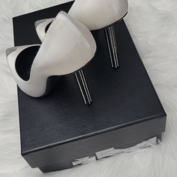Saint Laurent Swarovski Crystal-embellished Satin run small - Picture 6 of 13